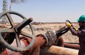 احداث ليبيا وحث الجزائر للعراق.. تزيد من توقعات ارتفاع اسعار النفط