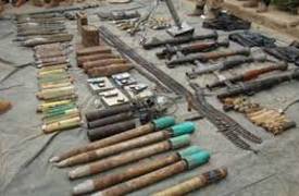 ضبط حزام ناسف والعثور على صواريخ محلية الصنع وتدمير مضافة لداعش