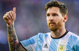 ميسي يحمل آمال الأرجنتينيين في التأهل إلى كأس العالم