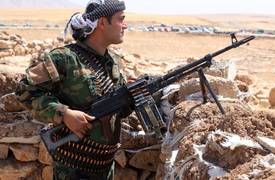 مقاتلون إيزيديون عراقيون ينتقلون للقتال في سوريا