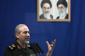 مستشار خامنئي يرفض طلبا أمريكيا بلقاء قادة إيرانيين