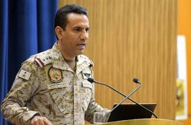 السعودية تهدد برد "رادع وصارم" على استهداف الحوثيين مطار أبها