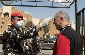 عزل أكثر من 100 بلدة لبنانية لارتفاع الاصابات بكورونا