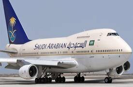 السعودية .. تعلق الرحلات الجوية الدولية للمسافرين