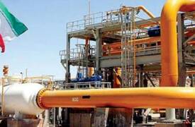 إيران.. تعلن البدء بـــاستخراج النفط من حقل مشترك مع العراق