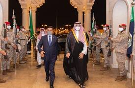 في زيارة رسمية ..وزير الدفاع العراقي يصل إلى المملكة العربية السعودية
