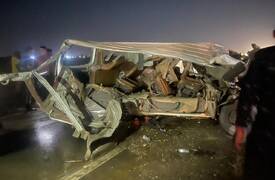بحادث سير.. مقتل 14 زائر  إيراني وجرح 15 آخرين
