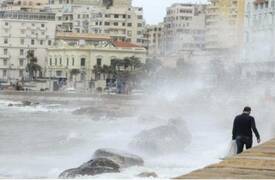 الاعصار " دانيال " يصل السواحل المصرية وإجراءات احترازية وسط حالة من الترقب والحذر