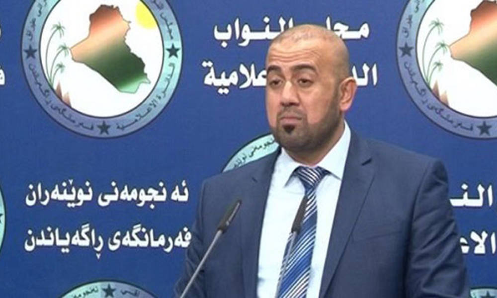 نائب يجمع تواقيع لاحالة بارزاني الى القضاء بتهمة سقوط سنجار