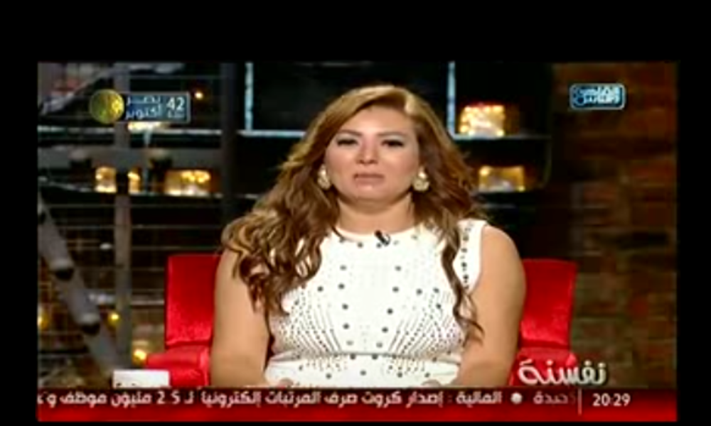 فنانة تدعو الشباب لمشاهدة الافلام الاباحية لتصبير انفسهم