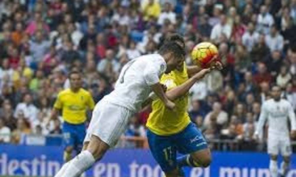 ريال مدريد يتغلب على لاس بالماس بثلاثة اهداف لهدف في الليغا