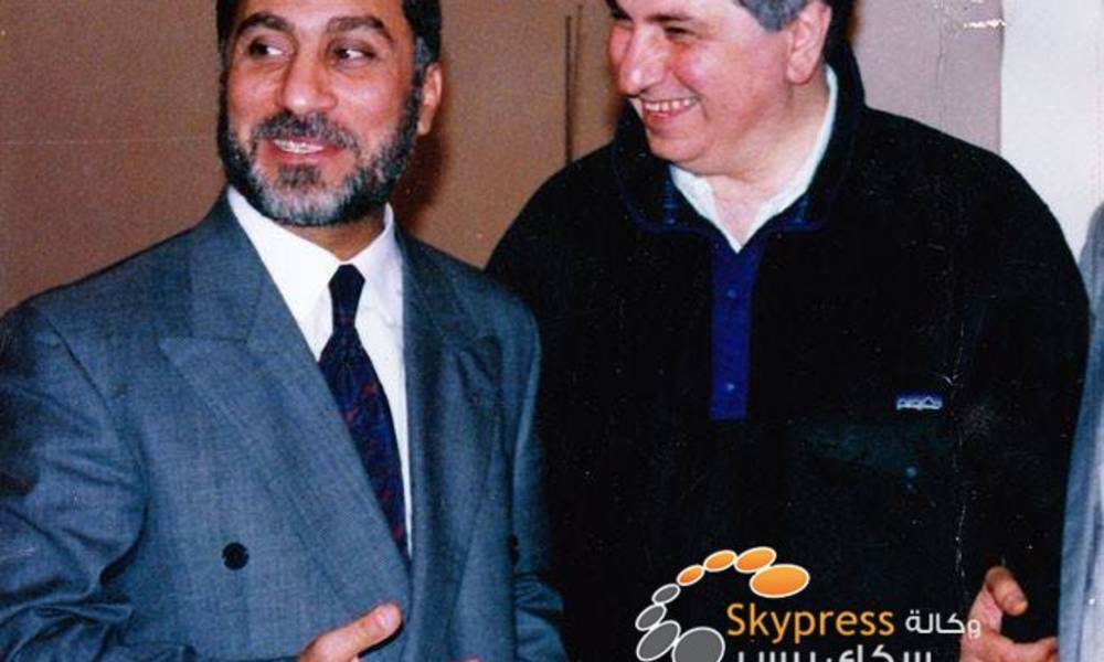 صورة نادرة.... تجمع احمد الجلبي وعزت الشابندر