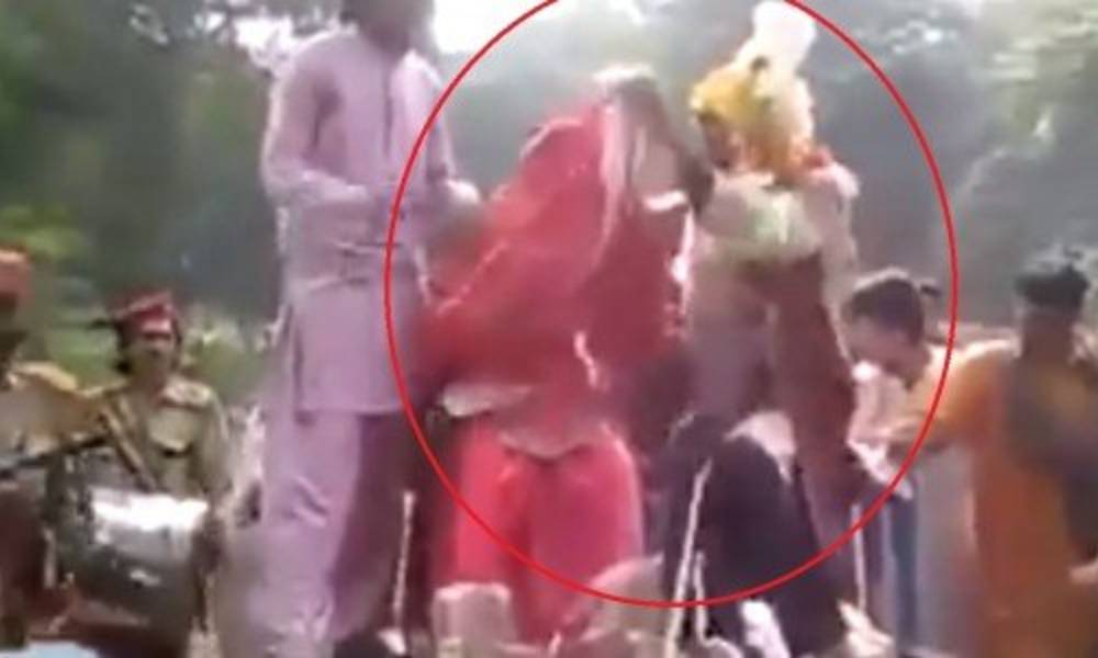 شاهد بالفيديو... أقوى ردة فعل لعريس إكتشف تبديل عروسته ليلة الزفاف