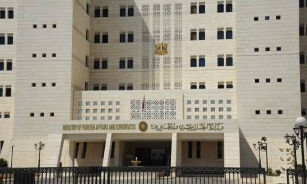 أمريكا تستهدف معسكرات الجيش السوري ودمشق تطالب مجلس الأمن بالتحرك الفوري لمنع تكراره