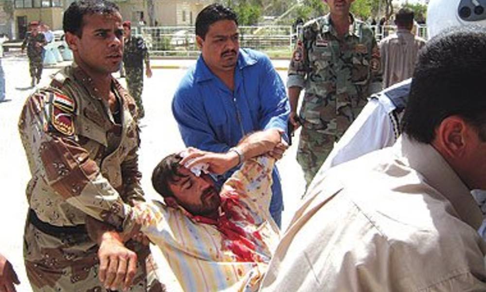 اصابة مدنيين اثنين بتفجير لاصقة في مدينة الصدر شرقي بغداد