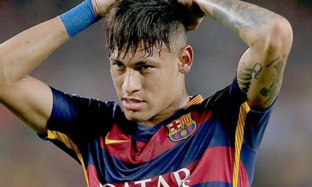 القضاء البرازيلي يغرم نيمار ووالده 100 ألف يورو بتهمة التهرب الضريبي