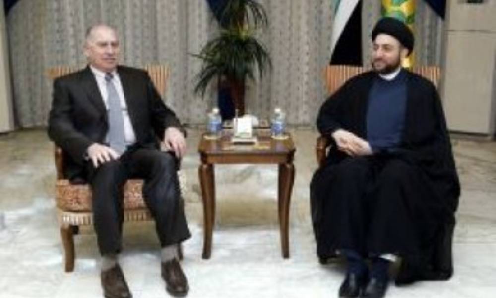 ما العلاقة المميزة بين عمار الحكيم والنجيفي ومن أين تُدفع تكاليف سكن الأخير؟