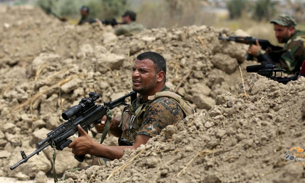 الجيش والحشد يشنان هجوما على مواقع داعش جنوب غرب مخمور