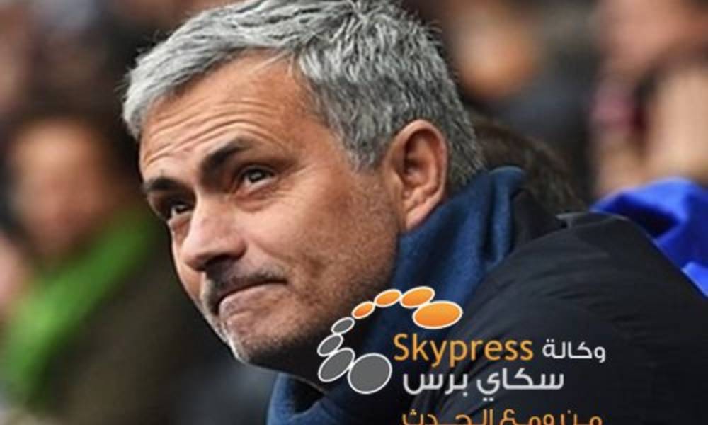 فالنسيا يراهن على فشل مفاوضات مانشستر يونايتد ومورينيو