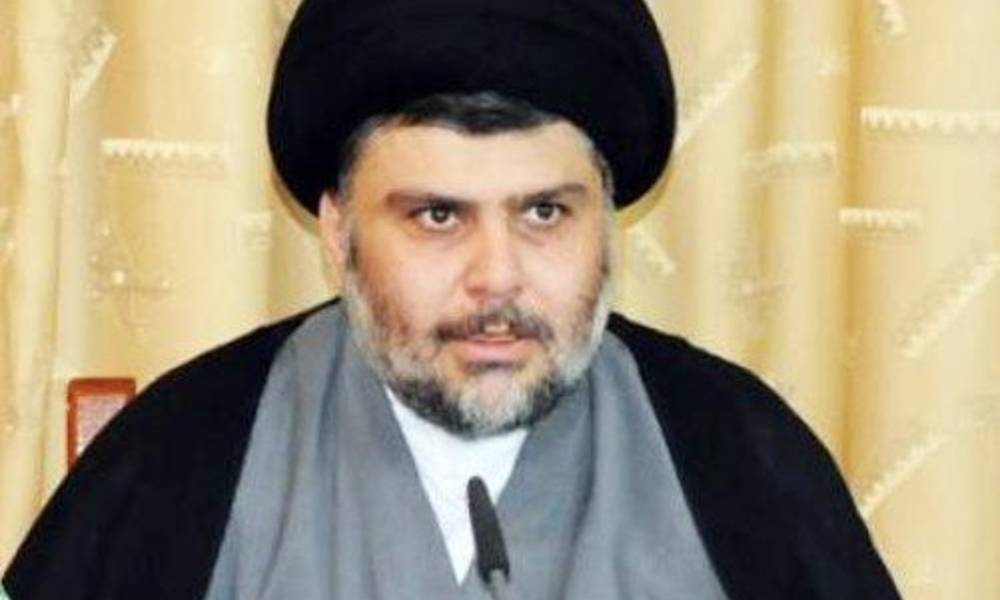 مقرب: الصدر تبسم بشكل ملفت عند اقتحام الخضراء وأمرنا بجمع صور المعتصمين بألبوم خاص