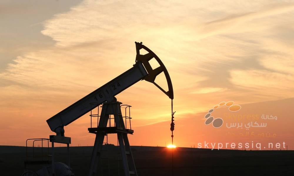 تراجع اسعار النفط الامريكية ترفع العراقية