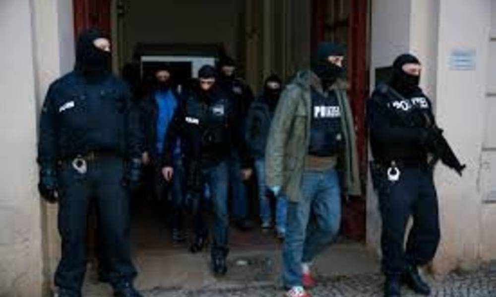 المانيا تعتقل 5 اشخاص بتهمة الانتماء لداعش في المانيا