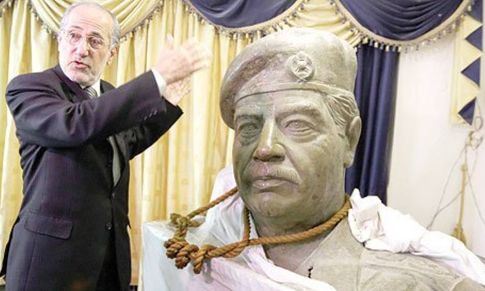 موفق الربيعي يفجرها : صدام لم يعدم في عيد الاضحى وانا من سحبت الحبل!