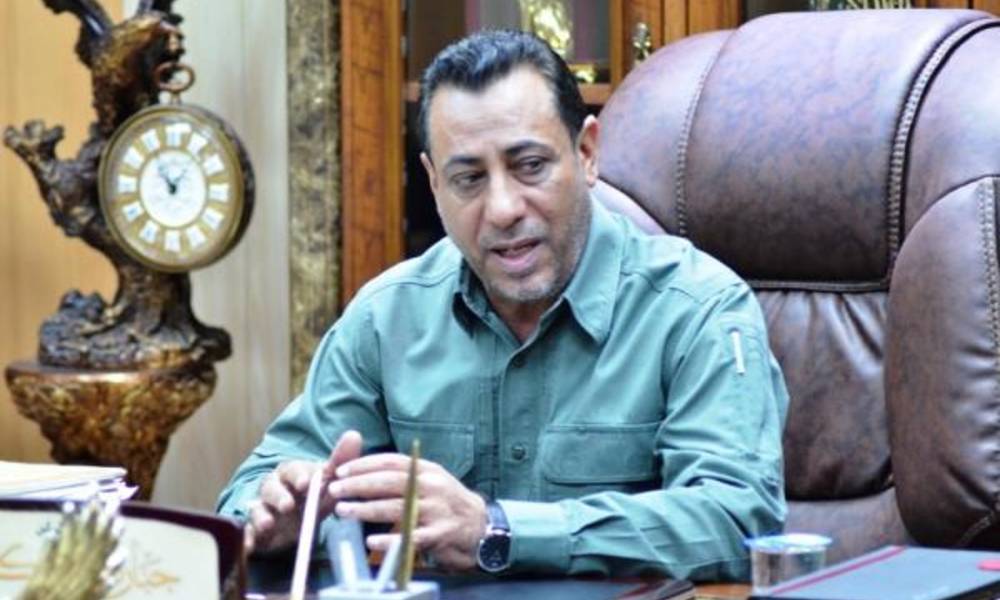 شاهد بالفيديو حاكم الزاملي يتجول بـ"الكوستر" في الكرادة