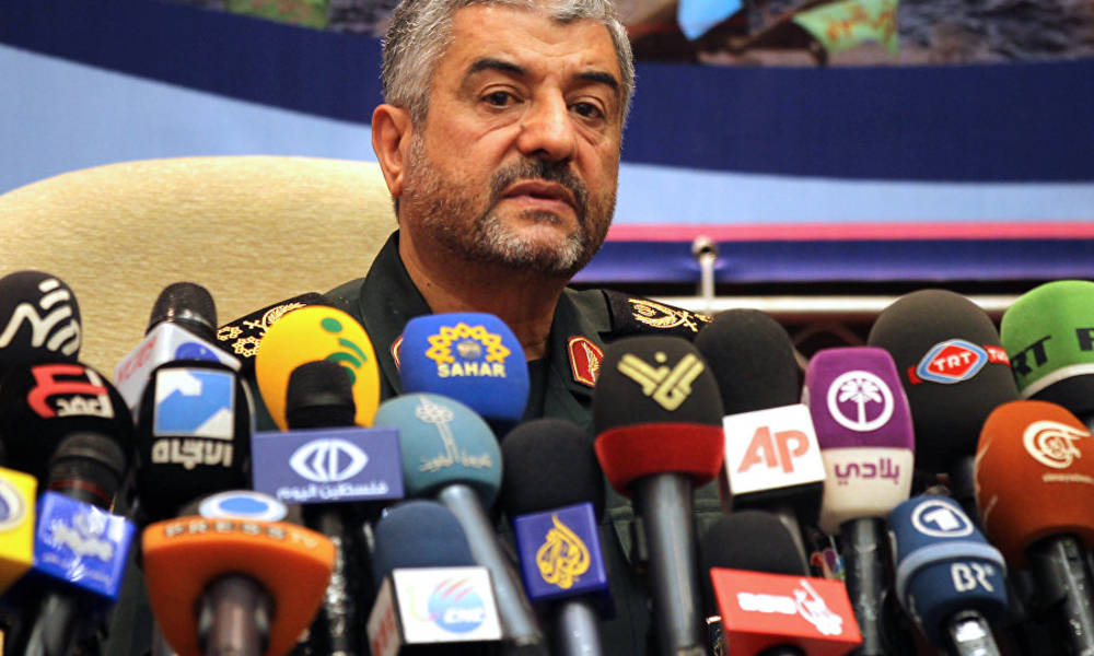 الحرس الثوري يهدد القواعد الأمريكية الموجودة في نطاق 1000 كم من حدود إيران