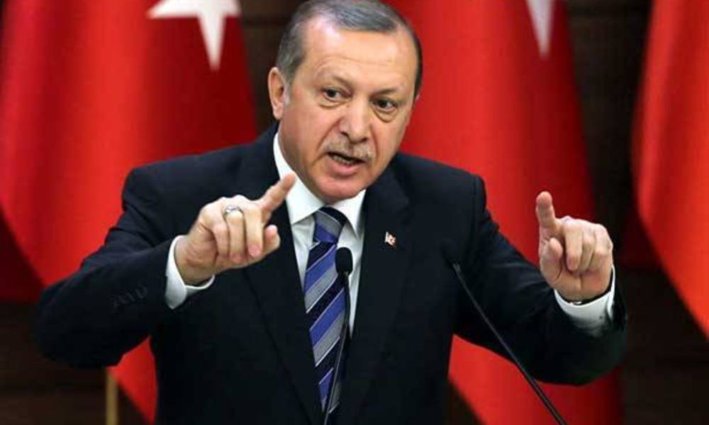 اردوغان يحذر بارزاني من "خسارة" ويدعوه للتخلي عن الاستفتاء