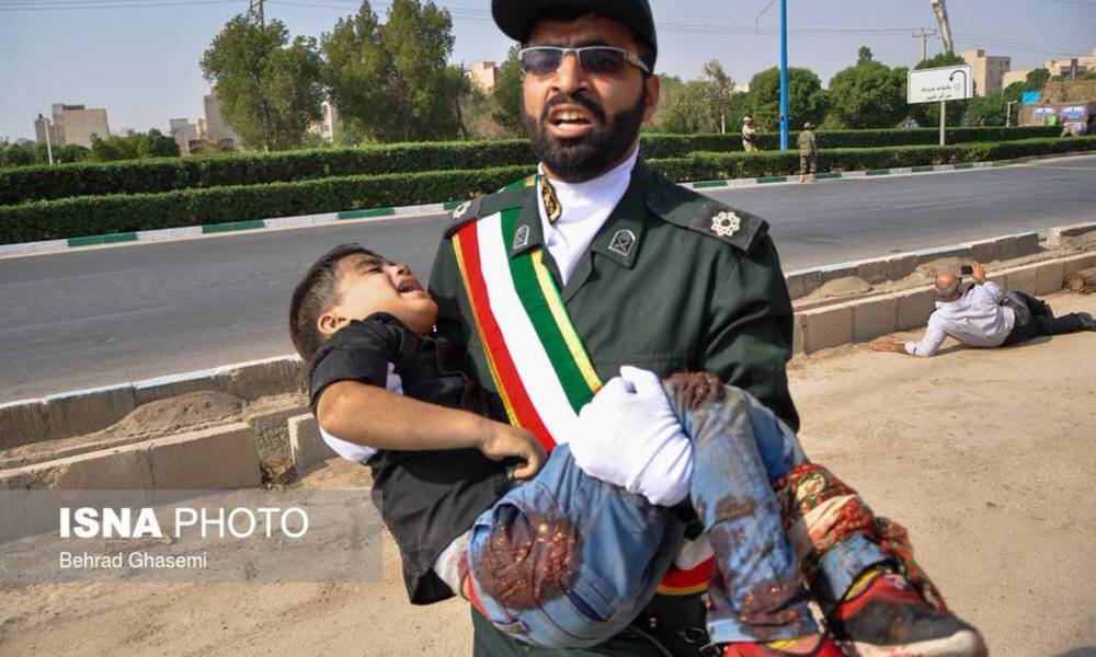 حادثة الــ "الاستعراض العسكري" الايراني في احدث "صورها""