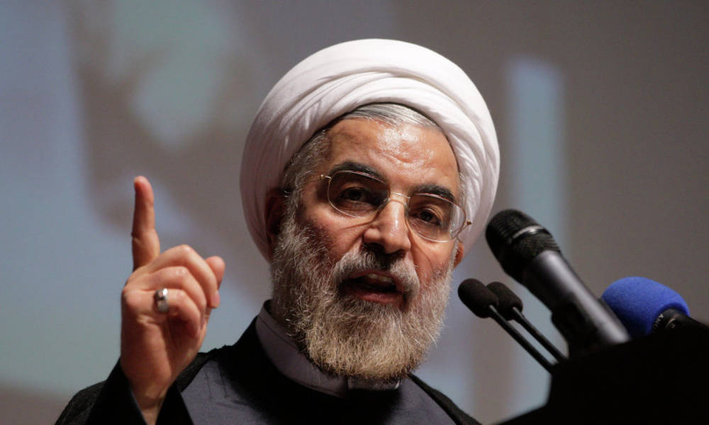 روحاني "يرفض" استقالة وزير خارجية ايران "الانستغرامية"
