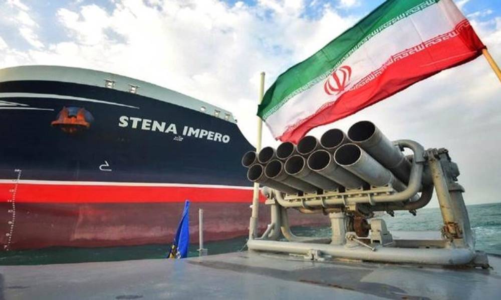 "الحرس الثوري" الإيراني يعلن .. "احتجاز" سفينة أجنبية في الخليج