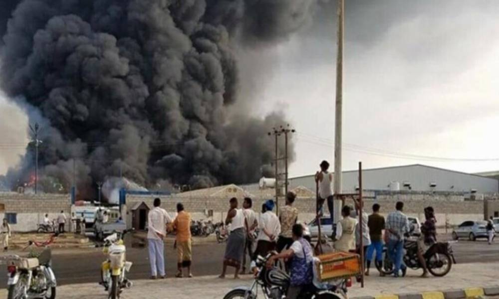 مطار نجران السعودي يتوقف عن العمل بعد قصفه بدفعة صواريخ باليستية حوثية