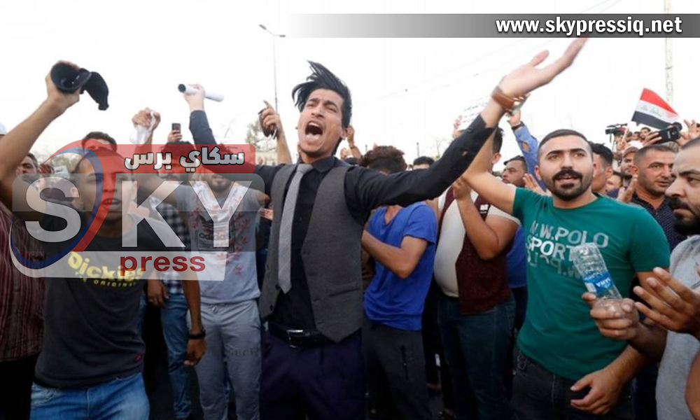 المظاهرات تتجدد في "بغداد" .. والحكومة تقطع عدة طرق حيوية ..