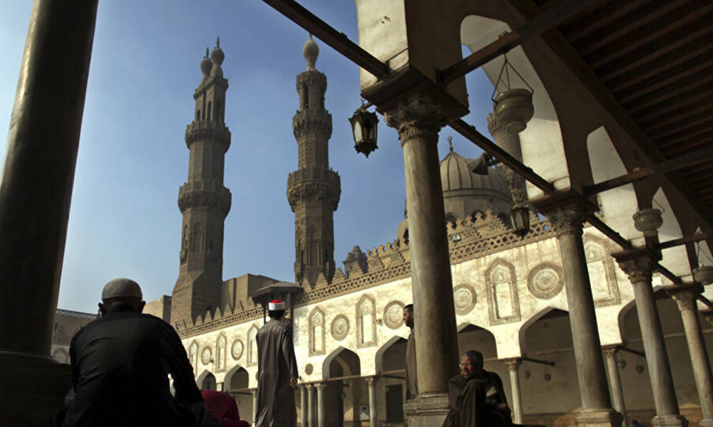 حول الافطار بــ "شهر رمضان" بسبب كورونا .. الازهر يصرح