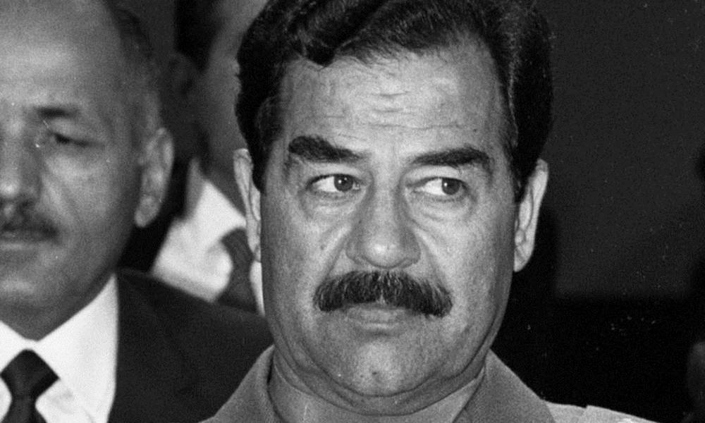 مساعي لــ استرجاع اموال "صدام حسين" المحجوزة من قبل المالية .. والكشف عن وثيقة بخط يده لتسديد 35 مليار دولار !