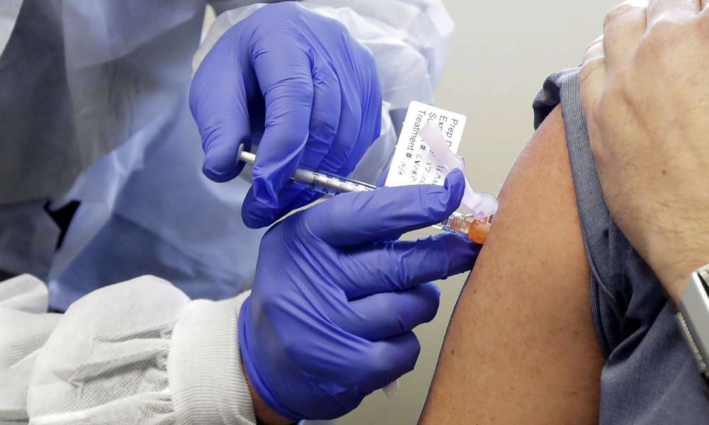 العراق يتواصل مع شركة صناعات دوائية دولية لتوفير اللقاح الخاص بفيروس كورونا