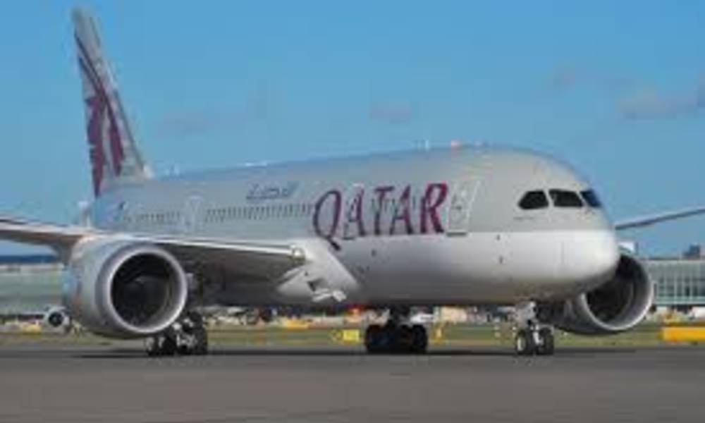 وصول مستشفيين ميدانيين مقدمين من دولة قطر إلى مطار بغداد الدولي