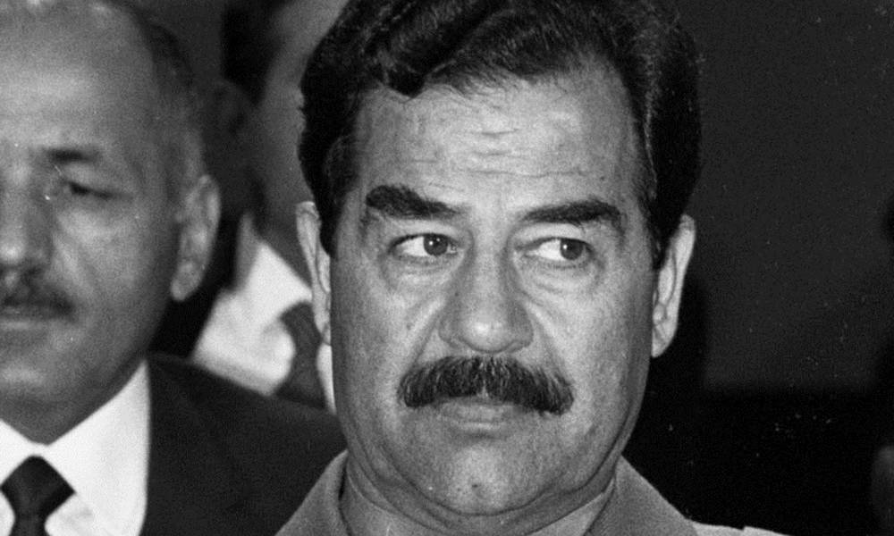 "القاسم" مذيع الجزيرة .. يكتب تغريدة من العيار الثقيل عن "صدام حسين" ..!