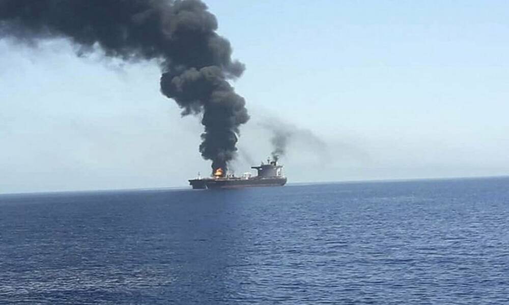 أنباء عن استهداف سفينة إسرائيلية بالقرب من ميناء الفجيرة الإماراتي