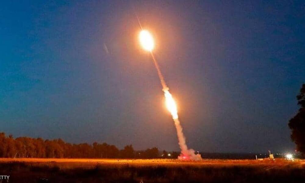 إطلاق قذيفة صاروخية  من  قطاع غزة على اسرائيل