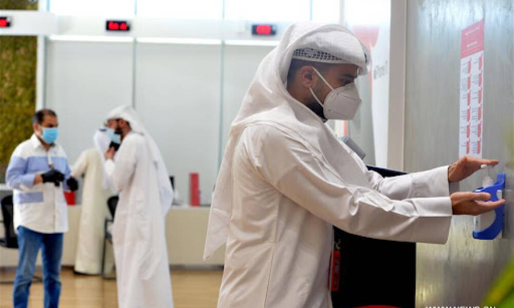 الكويت تسجل أول إصابة بالمتحور أوميكرون