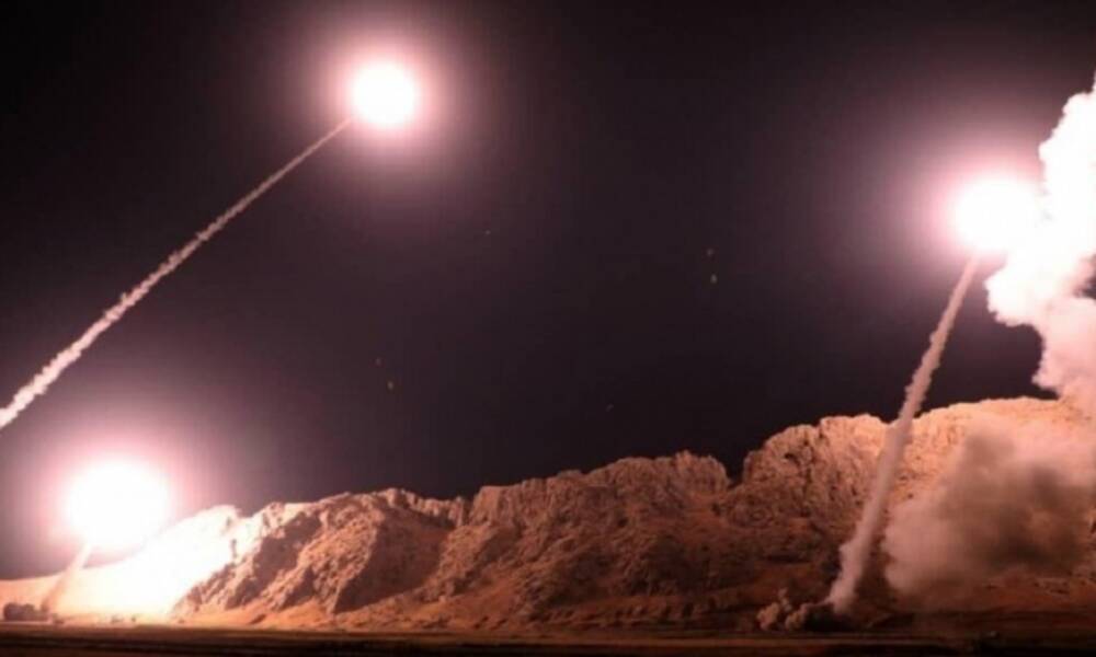 هجوم صاروخي يستهدف قاعدة عسكرية امريكية شرق سوريا