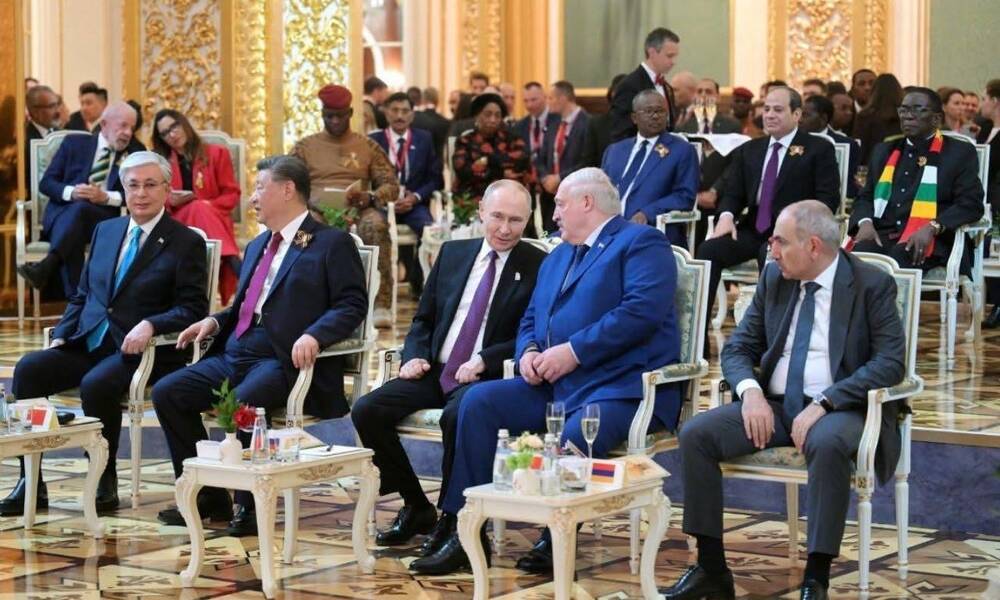 بوتين يهمّش السيسي.. والمشهد لا يحتمل التأويل: القاهرة خارج نادي الكبار