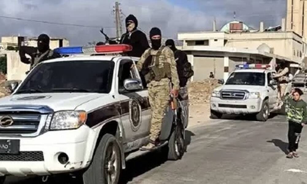 اقتتال داخلي محتدم.. الأمن السوري ينتشر على حدود السويداء - درعا