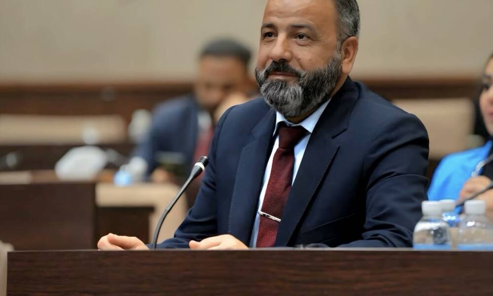 امير المعموري يتهم هادي العامري بتوجيه إخلاء بناية الأيتام والمعاقين في بابل وتحويلها إلى مكتب سياسي