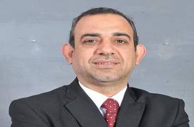 ابو رغيف: خروج السياسين من المنطقة الخضراء ليس حلا واقعيا لأنه لن يغير منهجيتهم في كسب المنافع