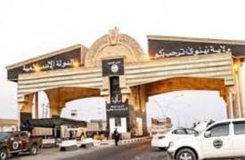 بالتفاصيل... داعش يجبر الاطفال لحفر أكبر خندق له في الموصل