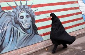 "ايران" تستعد لـــ فرض "عقوبات" اقتصادية على "أميركا" !